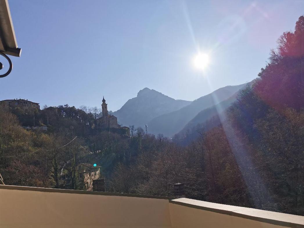 Agriturismo Dai Marchesin Nasino ภายนอก รูปภาพ