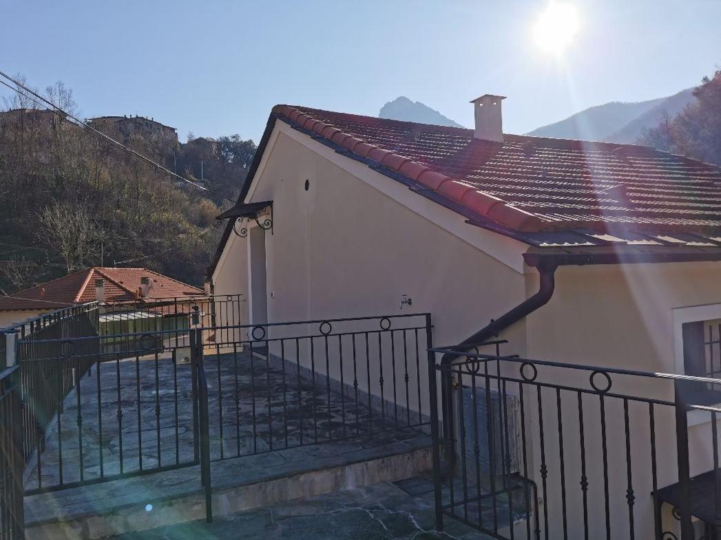 Agriturismo Dai Marchesin Nasino ภายนอก รูปภาพ
