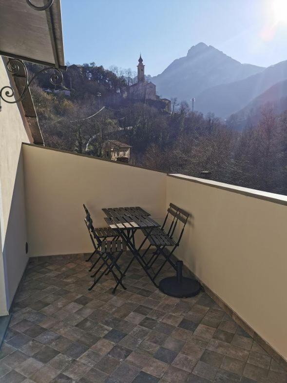 Agriturismo Dai Marchesin Nasino ภายนอก รูปภาพ